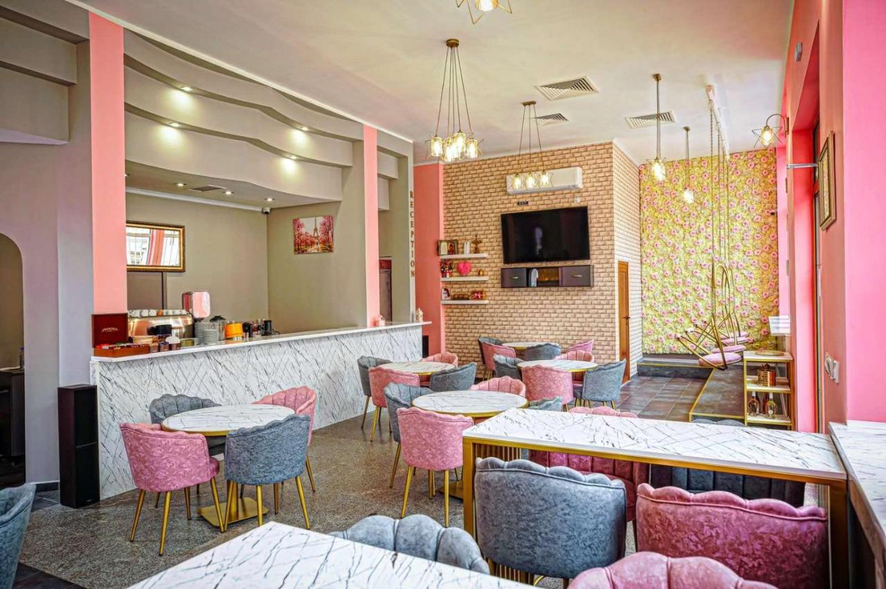 וליקו טורנובו Hotel Kiev מראה חיצוני תמונה