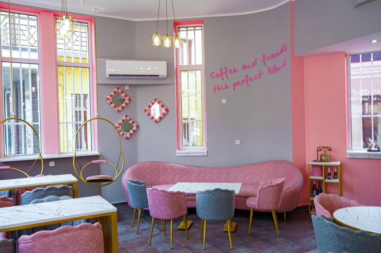 וליקו טורנובו Hotel Kiev מראה חיצוני תמונה