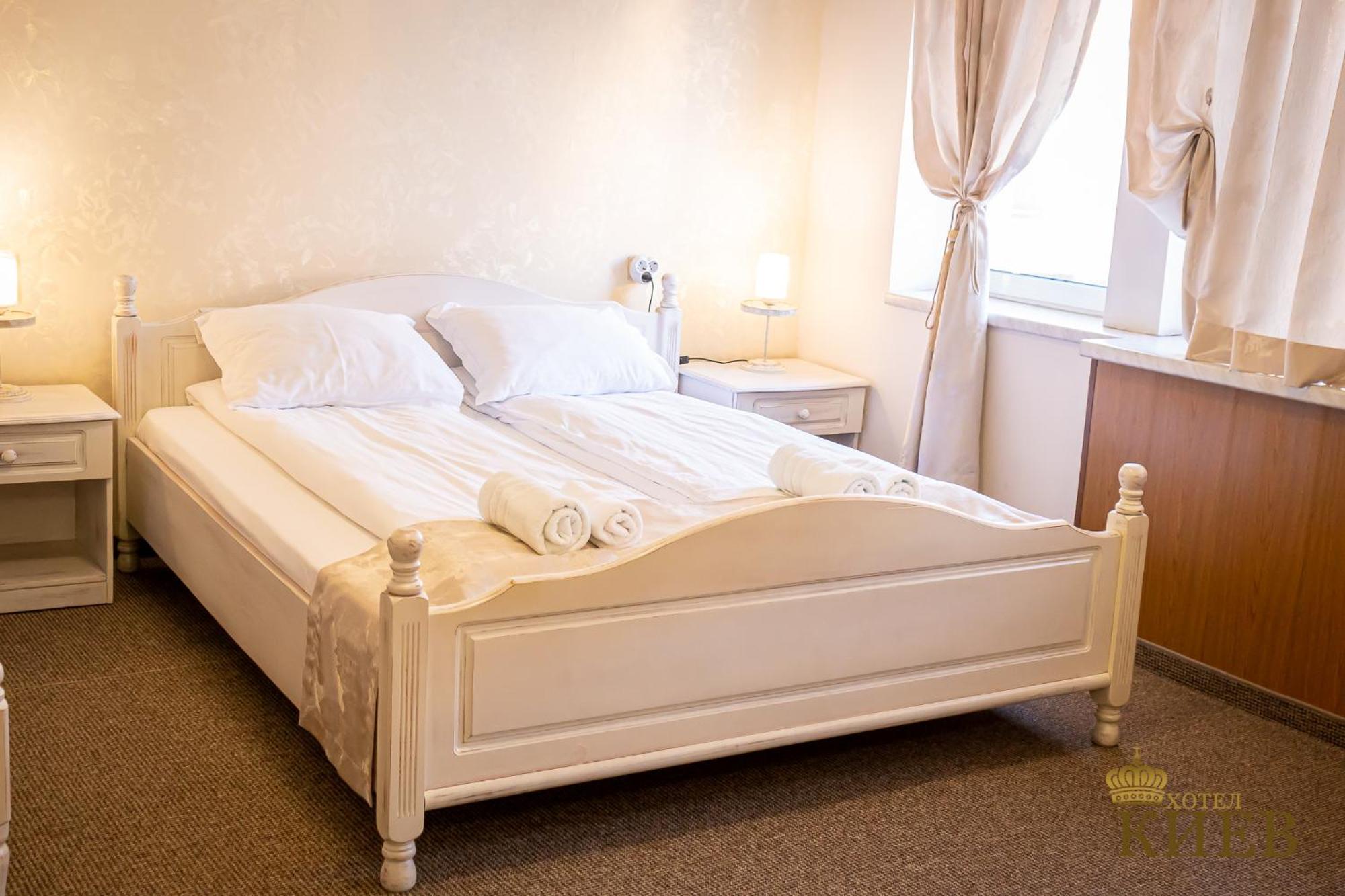 וליקו טורנובו Hotel Kiev מראה חיצוני תמונה
