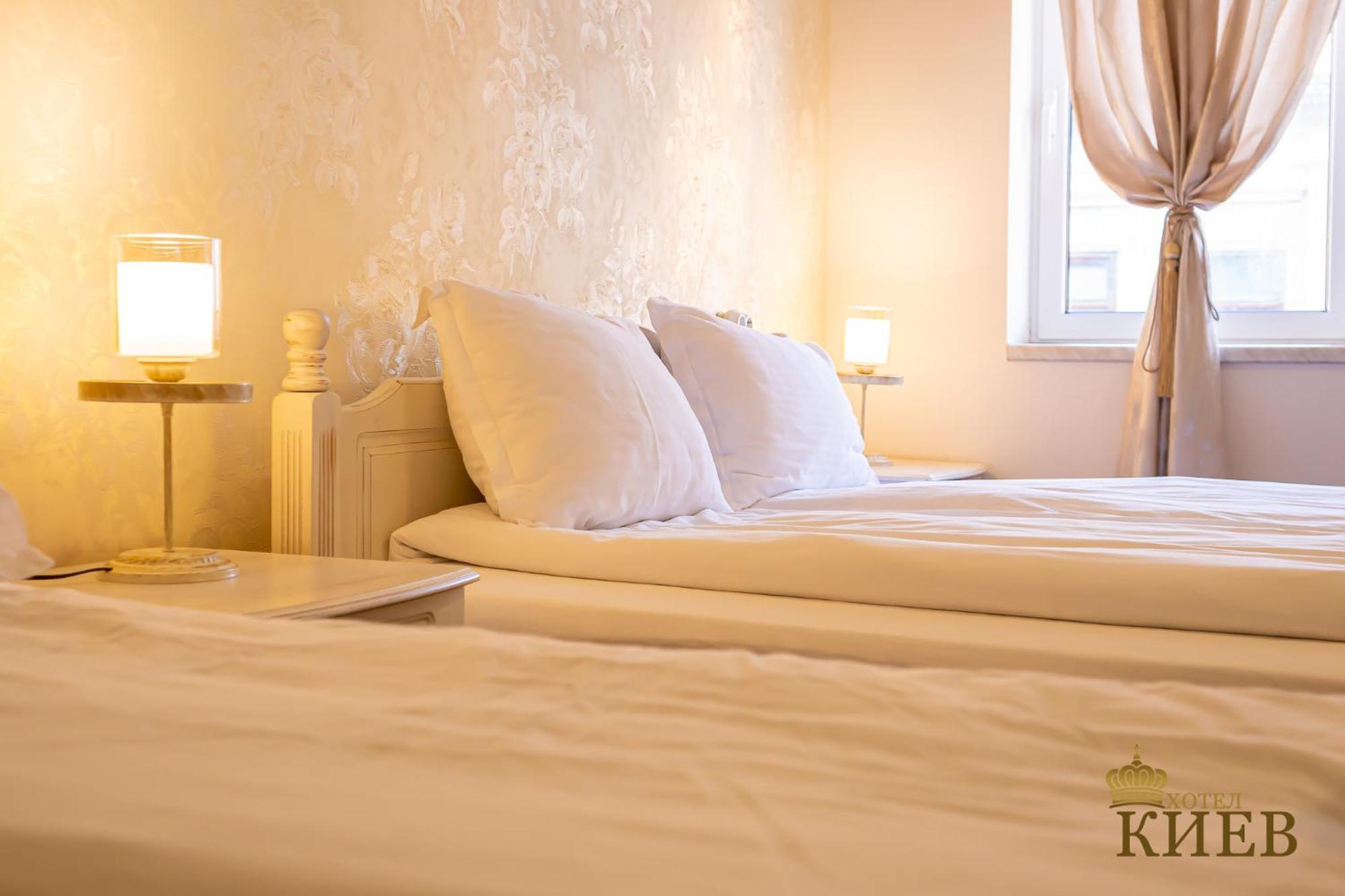 וליקו טורנובו Hotel Kiev מראה חיצוני תמונה
