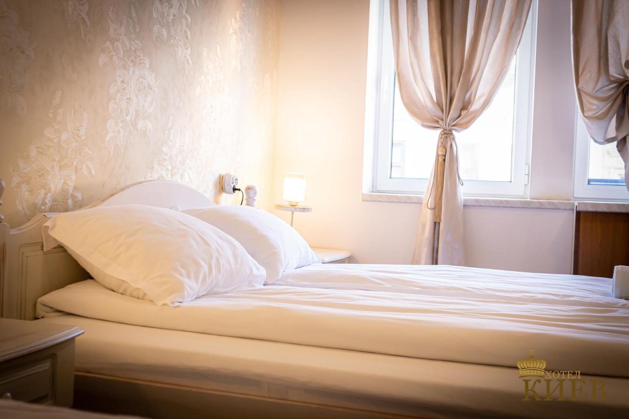 וליקו טורנובו Hotel Kiev מראה חיצוני תמונה