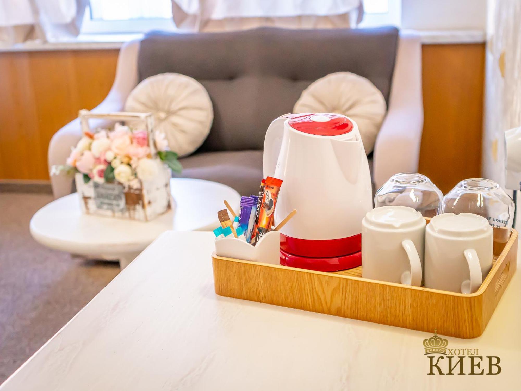 וליקו טורנובו Hotel Kiev מראה חיצוני תמונה