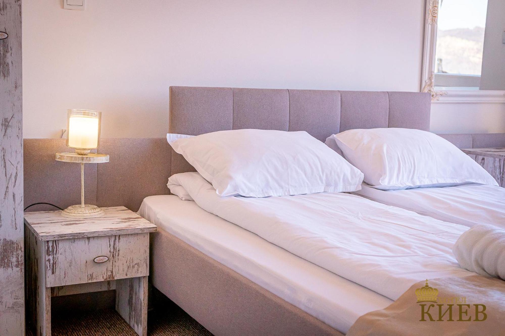 וליקו טורנובו Hotel Kiev מראה חיצוני תמונה
